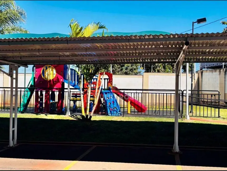 Foto 2 de Apartamento com 2 quartos à venda, 49m2 em Londrina - PR