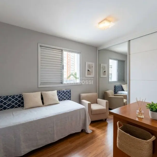 Foto 6 de Apartamento com 3 quartos à venda, 182m2 em Londrina - PR