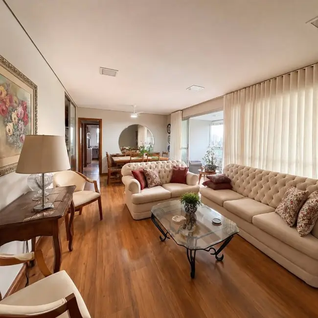 Foto 2 de Apartamento com 3 quartos à venda, 182m2 em Londrina - PR