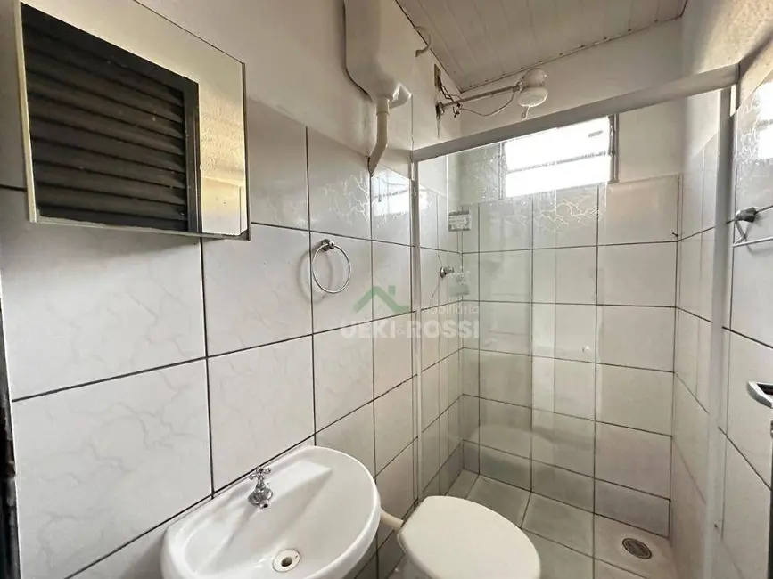 Kitnet com 1 quarto para alugar, 15m2 em Ipanema, Londrina - PR - imagem 8 Foto 8 de Kitnet com 1 quarto para alugar, 15m2 em Ipanema, Londrina - PR