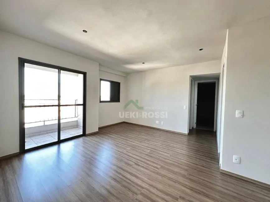 Foto 3 de Apartamento com 2 quartos à venda, 103m2 em Vale dos Tucanos, Londrina - PR