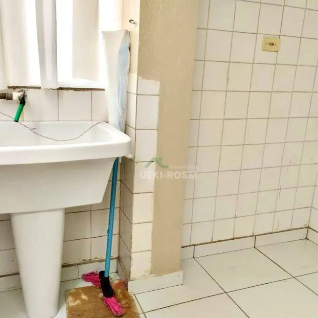 Foto 3 de Apartamento com 3 quartos à venda, 67m2 em Vila Shimabokuro, Londrina - PR