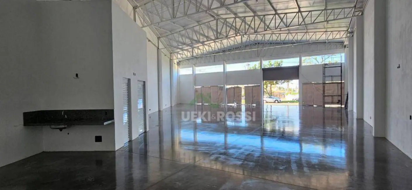 Foto 3 de Armazém / Galpão para alugar, 635m2 em Messiânico, Londrina - PR