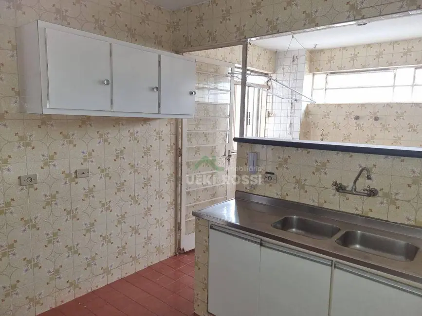 Apartamento com 3 quartos à venda, 147m2 em Centro, Londrina - PR - imagem 1 Foto 1 de Apartamento com 3 quartos à venda, 147m2 em Centro, Londrina - PR