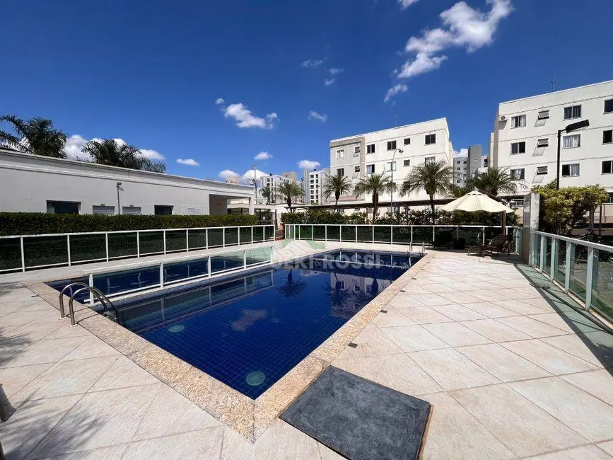 Foto 2 de Apartamento com 2 quartos à venda, 49m2 em Londrina - PR
