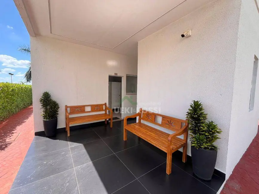 Foto 4 de Apartamento com 2 quartos à venda, 49m2 em Londrina - PR