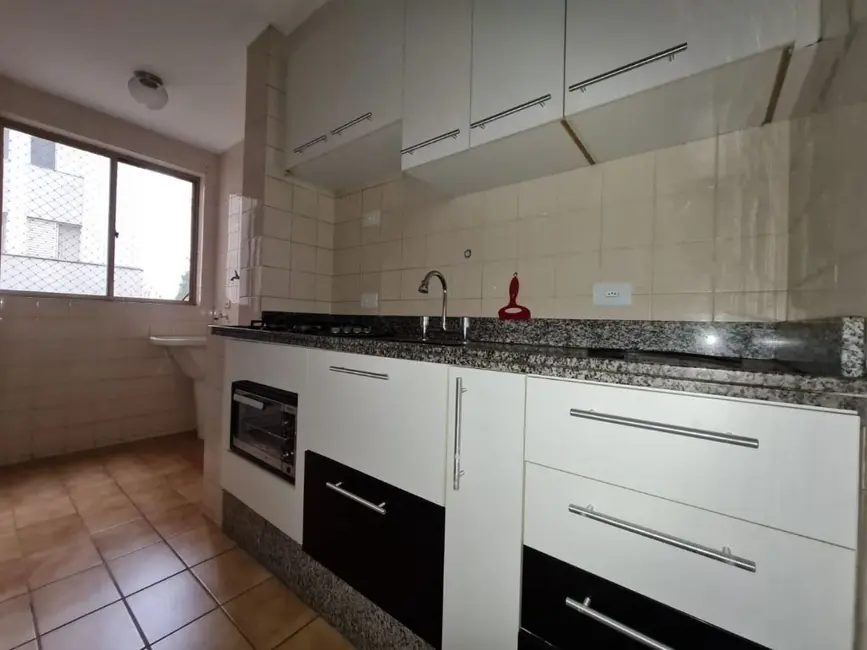 Foto 5 de Apartamento com 3 quartos à venda, 90m2 em Antares, Londrina - PR