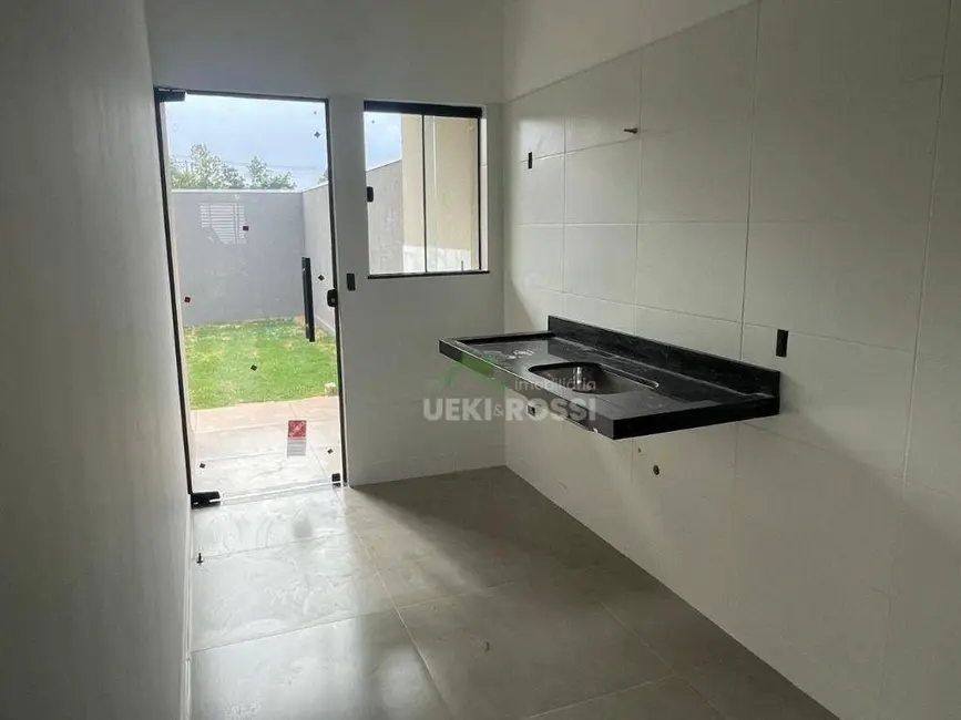 Foto 4 de Casa com 2 quartos à venda, 125m2 em Jardim Padovani, Londrina - PR