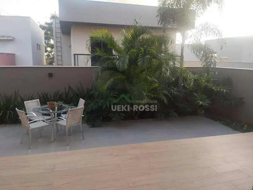 Foto 4 de Sala Comercial à venda, 256m2 em Conjunto Habitacional Alexandre Urbanas, Londrina - PR