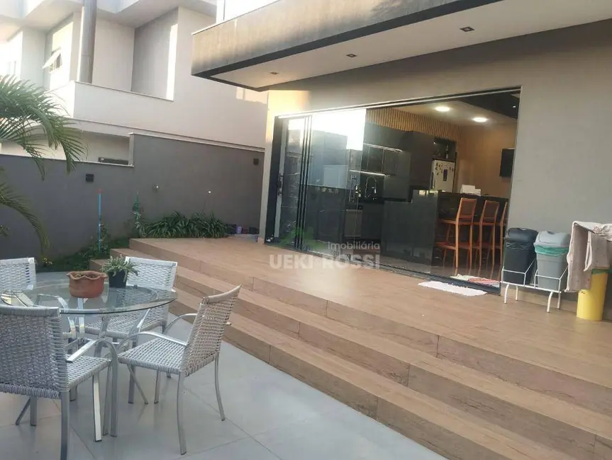 Foto 6 de Sala Comercial à venda, 256m2 em Conjunto Habitacional Alexandre Urbanas, Londrina - PR