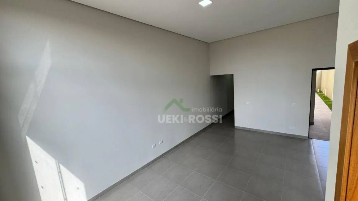Casa com 3 quartos à venda, 125m2 em Gleba Simon Frazer, Londrina - PR - imagem 4 Foto 4 de Casa com 3 quartos à venda, 125m2 em Gleba Simon Frazer, Londrina - PR