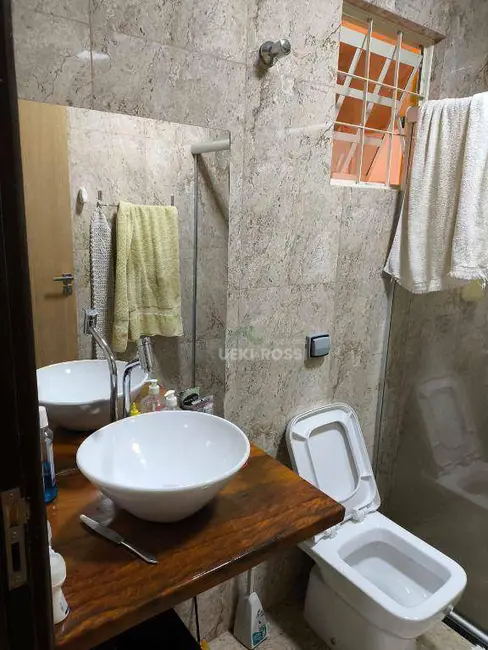 Casa com 4 quartos à venda, 125m2 em Residencial Verona, Londrina - PR - imagem 6 Foto 6 de Casa com 4 quartos à venda, 125m2 em Residencial Verona, Londrina - PR