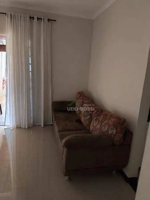 Casa com 4 quartos à venda, 125m2 em Residencial Verona, Londrina - PR - imagem 4 Foto 4 de Casa com 4 quartos à venda, 125m2 em Residencial Verona, Londrina - PR