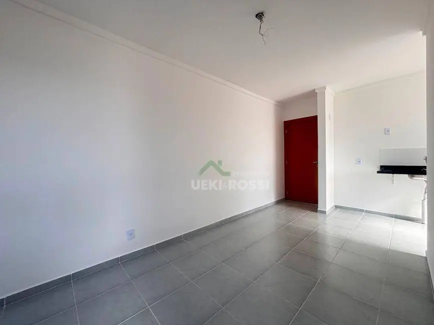Foto 4 de Apartamento com 2 quartos para alugar, 72m2 em San Fernando, Londrina - PR