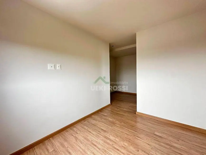 Foto 8 de Apartamento com 2 quartos à venda, 82m2 em Londrina - PR