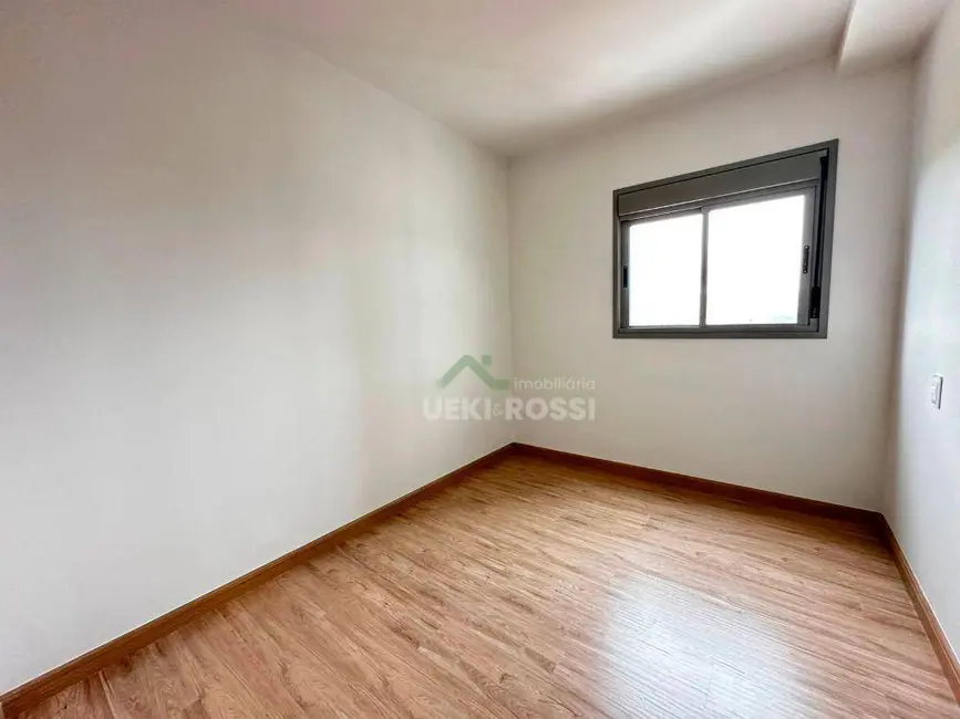 Apartamento com 2 quartos à venda, 82m2 em Londrina - PR - imagem 7 Foto 7 de Apartamento com 2 quartos à venda, 82m2 em Londrina - PR