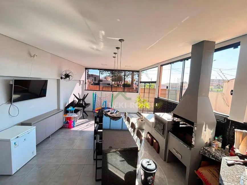 Foto 7 de Casa com 3 quartos à venda, 284m2 em Residencial José B Almeida, Londrina - PR