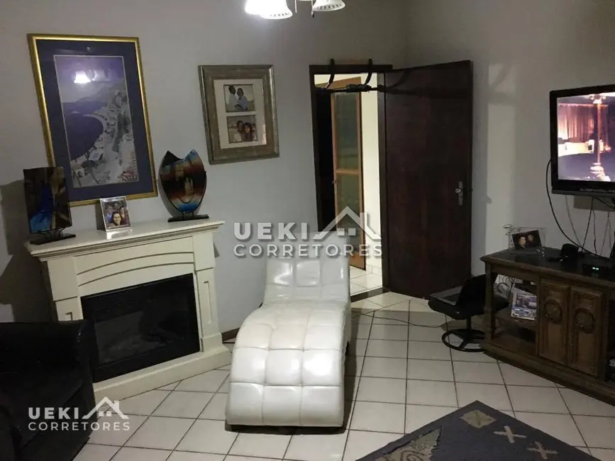 Foto 10 de Casa com 4 quartos à venda, 378m2 em Jardim Alvorada, Londrina - PR