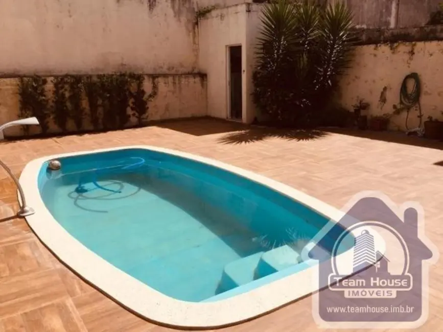 Sobrado com 3 quartos à venda, 236m2 em Parque do Colégio, Suzano - SP - imagem 5 Foto 5 de Sobrado com 3 quartos à venda, 236m2 em Parque do Colégio, Suzano - SP