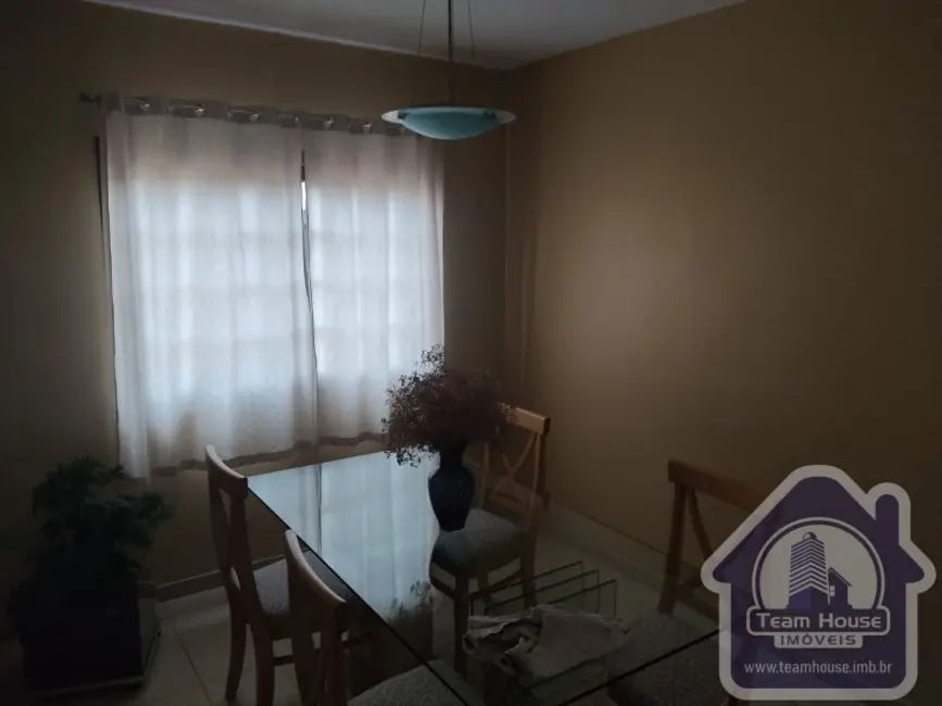 Foto 5 de Sobrado com 3 quartos à venda, 244m2 em Vila Lavínia, Mogi Das Cruzes - SP