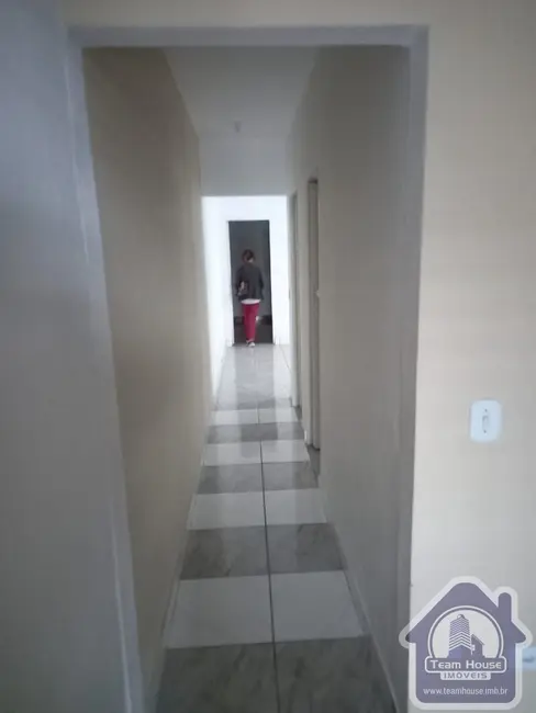 Casa com 2 quartos à venda, 85m2 em Jardim Revista, Suzano - SP - imagem 4 Foto 4 de Casa com 2 quartos à venda, 85m2 em Jardim Revista, Suzano - SP