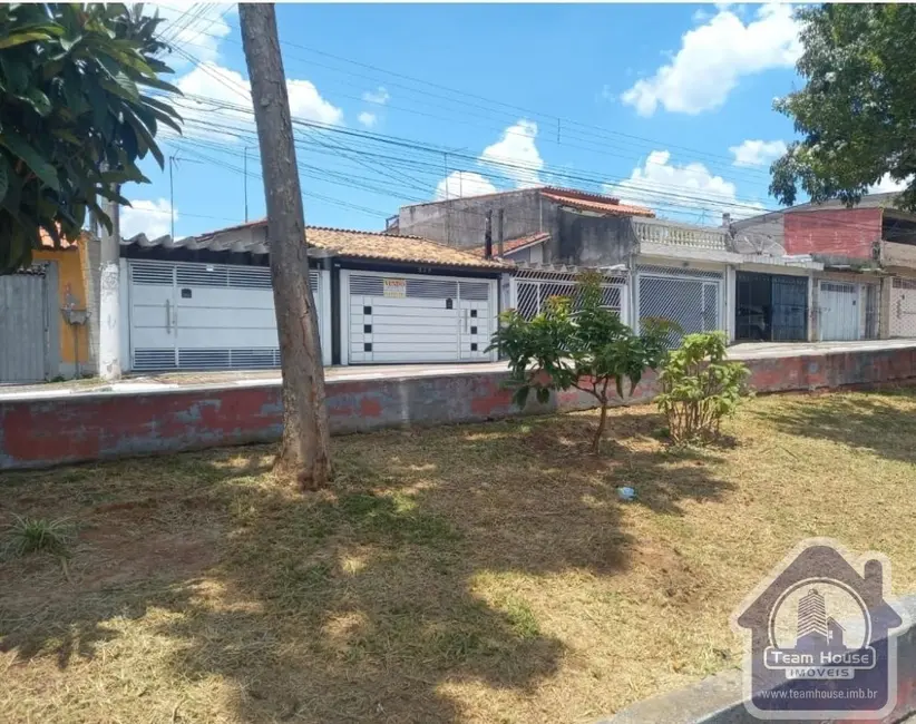 Casa com 2 quartos à venda, 125m2 em Jardim Nova Poá, Poa - SP - imagem 2 Foto 2 de Casa com 2 quartos à venda, 125m2 em Jardim Nova Poá, Poa - SP