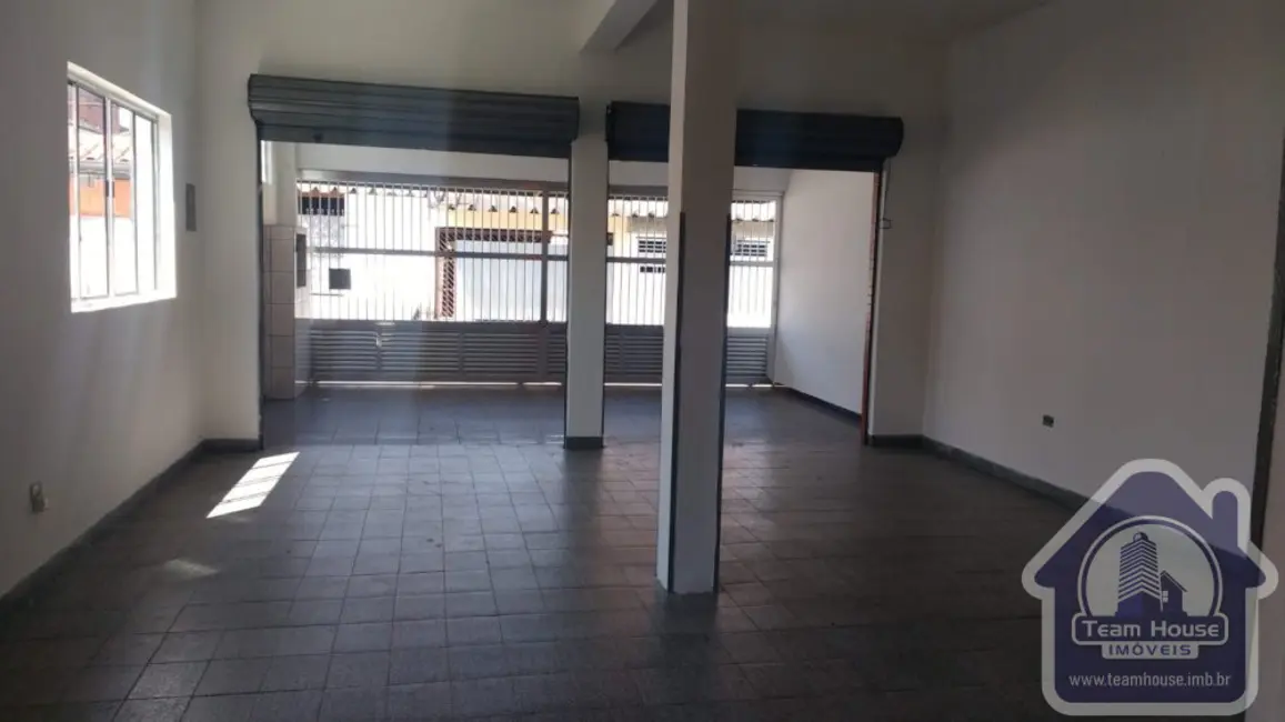 Foto 1 de Loja para alugar, 349m2 em Taba Marajoara, Suzano - SP