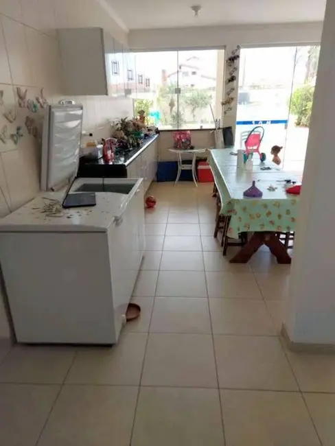 Casa com 6 quartos à venda, 674m2 em Peruibe - SP - imagem 9 Foto 9 de Casa com 6 quartos à venda, 674m2 em Peruibe - SP