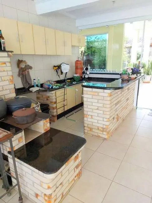 Casa com 6 quartos à venda, 674m2 em Peruibe - SP - imagem 7 Foto 7 de Casa com 6 quartos à venda, 674m2 em Peruibe - SP