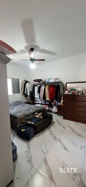 Casa com 3 quartos à venda, 250m2 em Peruibe - SP - imagem 5 Foto 5 de Casa com 3 quartos à venda, 250m2 em Peruibe - SP