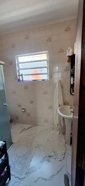 Casa com 3 quartos à venda, 250m2 em Peruibe - SP - imagem 6 Foto 6 de Casa com 3 quartos à venda, 250m2 em Peruibe - SP