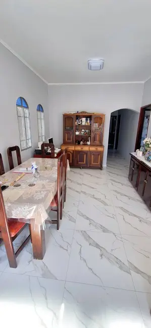 Casa com 3 quartos à venda, 250m2 em Peruibe - SP - imagem 2 Foto 2 de Casa com 3 quartos à venda, 250m2 em Peruibe - SP