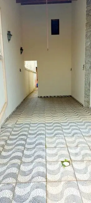 Casa com 5 quartos à venda, 350m2 em Peruibe - SP - imagem 6 Foto 6 de Casa com 5 quartos à venda, 350m2 em Peruibe - SP