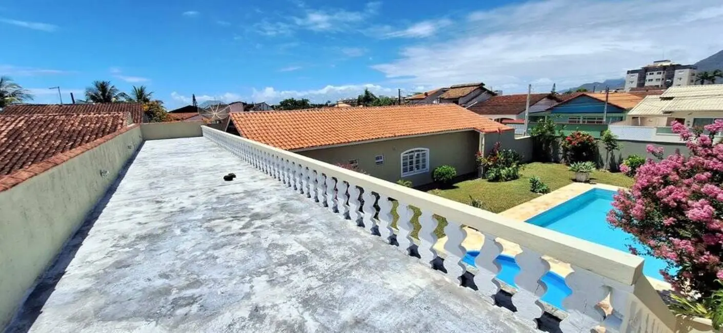 Casa com 4 quartos à venda, 528m2 em Peruibe - SP - imagem 6 Foto 6 de Casa com 4 quartos à venda, 528m2 em Peruibe - SP