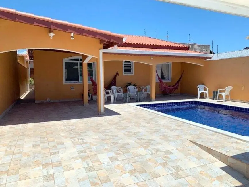 Casa com 3 quartos à venda, 250m2 em Peruibe - SP - imagem 7 Foto 7 de Casa com 3 quartos à venda, 250m2 em Peruibe - SP