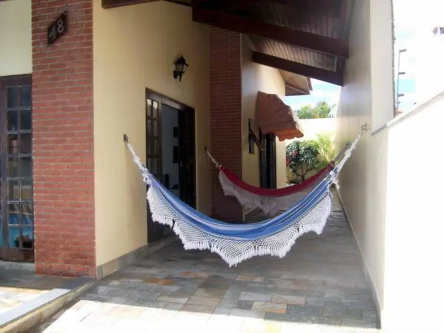 Foto 6 de Casa com 3 quartos à venda e para alugar, 135m2 em Peruibe - SP