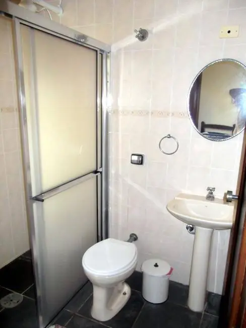 Foto 2 de Casa com 3 quartos à venda e para alugar, 135m2 em Peruibe - SP
