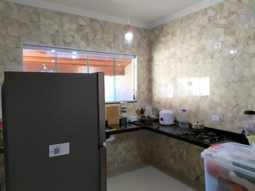 Casa com 3 quartos à venda, 260m2 em Peruibe - SP - imagem 8 Foto 8 de Casa com 3 quartos à venda, 260m2 em Peruibe - SP