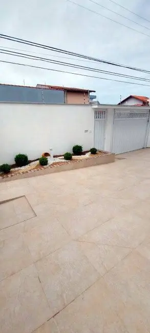 Casa com 4 quartos à venda, 250m2 em Peruibe - SP - imagem 8 Foto 8 de Casa com 4 quartos à venda, 250m2 em Peruibe - SP