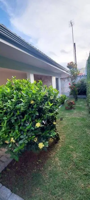 Casa com 3 quartos à venda, 800m2 em Centro, Peruibe - SP - imagem 6 Foto 6 de Casa com 3 quartos à venda, 800m2 em Centro, Peruibe - SP