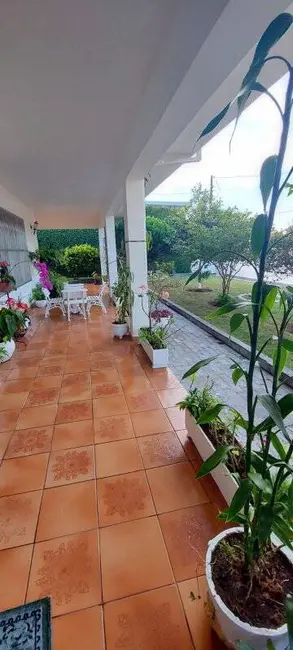 Casa com 3 quartos à venda, 800m2 em Centro, Peruibe - SP - imagem 7 Foto 7 de Casa com 3 quartos à venda, 800m2 em Centro, Peruibe - SP