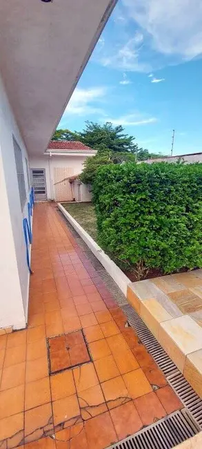 Casa com 3 quartos à venda, 800m2 em Centro, Peruibe - SP - imagem 8 Foto 8 de Casa com 3 quartos à venda, 800m2 em Centro, Peruibe - SP