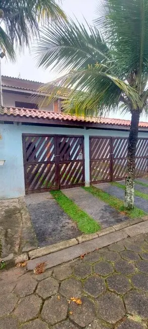 Casa com 4 quartos à venda, 350m2 em Peruibe - SP - imagem 5 Foto 5 de Casa com 4 quartos à venda, 350m2 em Peruibe - SP