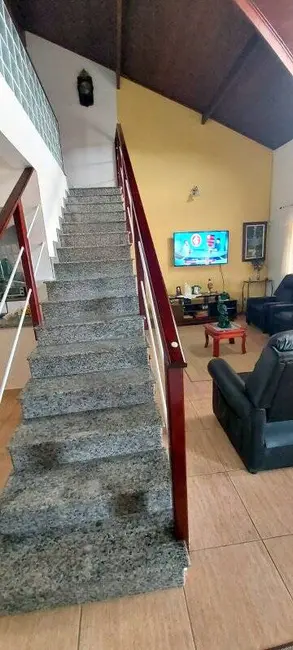 Casa com 3 quartos à venda, 288m2 em Peruibe - SP - imagem 4 Foto 4 de Casa com 3 quartos à venda, 288m2 em Peruibe - SP