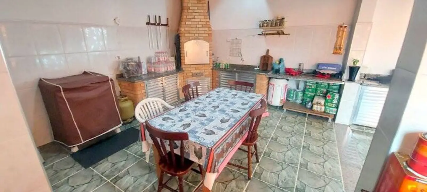 Casa com 3 quartos à venda, 288m2 em Peruibe - SP - imagem 7 Foto 7 de Casa com 3 quartos à venda, 288m2 em Peruibe - SP