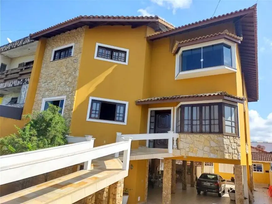 Foto 2 de Casa com 5 quartos à venda, 370m2 em Peruibe - SP