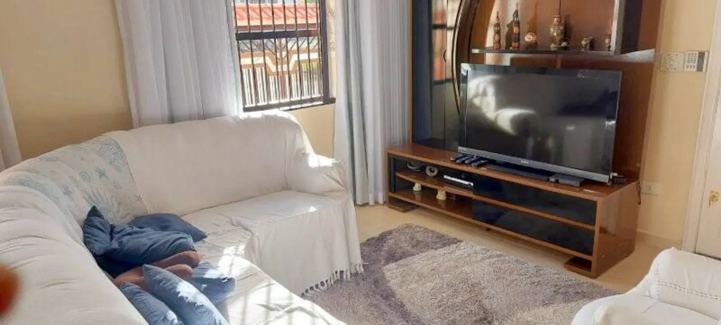 Casa com 5 quartos à venda, 565m2 em Peruibe - SP - imagem 8 Foto 8 de Casa com 5 quartos à venda, 565m2 em Peruibe - SP