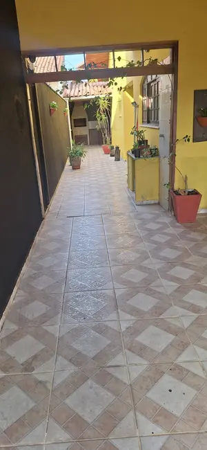 Foto 4 de Casa com 4 quartos à venda, 250m2 em Peruibe - SP