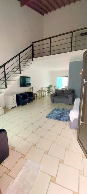 Casa com 5 quartos à venda, 300m2 em Peruibe - SP - imagem 5 Foto 5 de Casa com 5 quartos à venda, 300m2 em Peruibe - SP