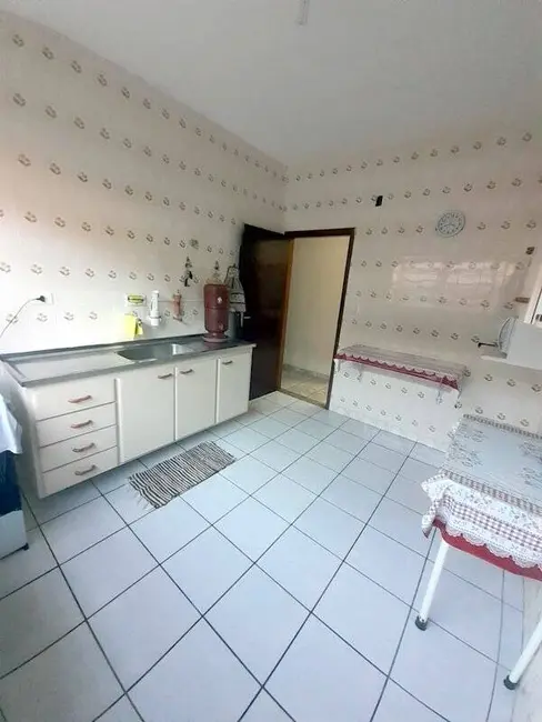 Casa com 5 quartos à venda, 560m2 em Peruibe - SP - imagem 8 Foto 8 de Casa com 5 quartos à venda, 560m2 em Peruibe - SP